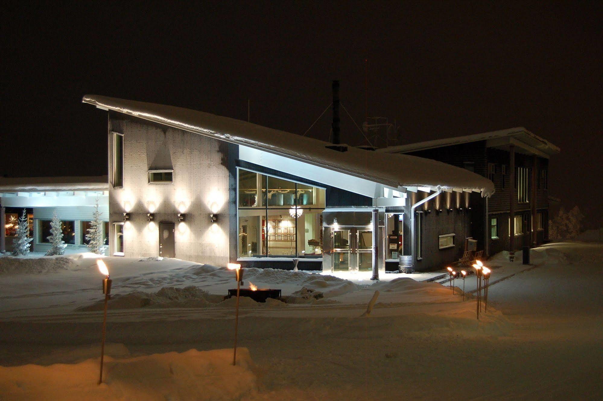 Hotel Camp Ripan Kiruna Esterno foto