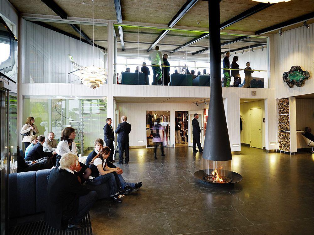 Hotel Camp Ripan Kiruna Esterno foto